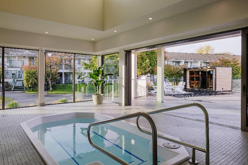 Balcomo, A Ramada By Wyndham image