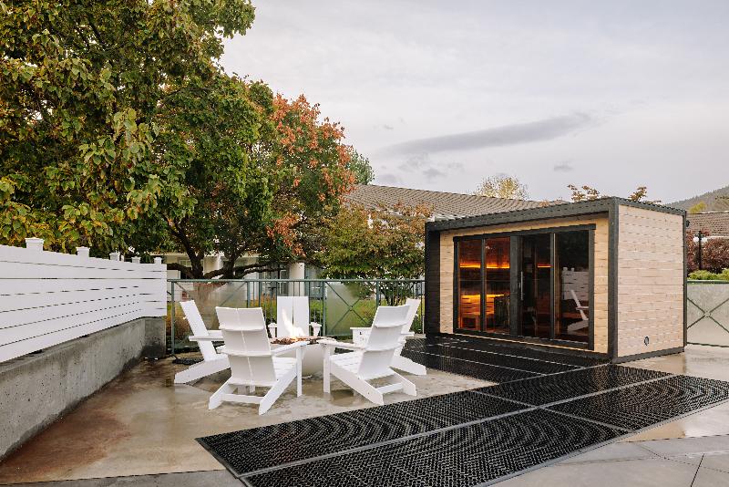Balcomo, A Ramada By Wyndham image