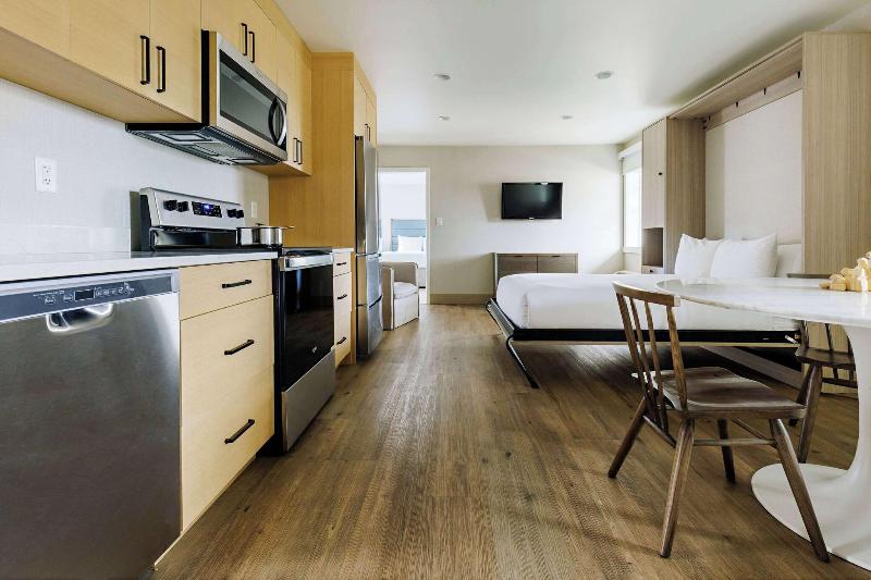Balcomo, A Ramada By Wyndham image