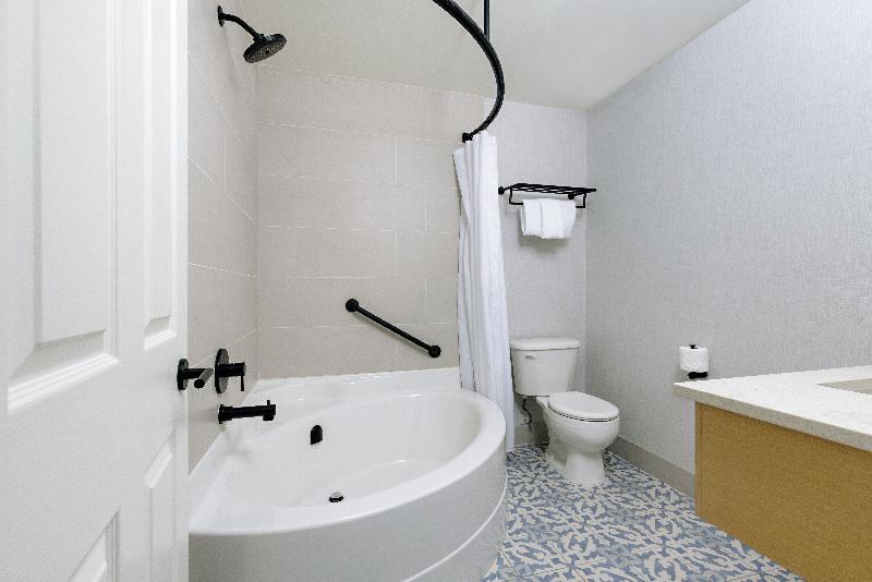 Balcomo, A Ramada By Wyndham image