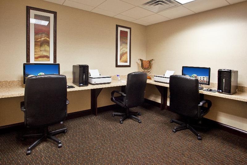 Holiday Inn Express Hotel & Suites Zanesville Nort