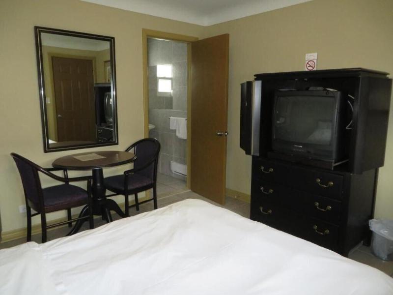 iSleep Inn image
