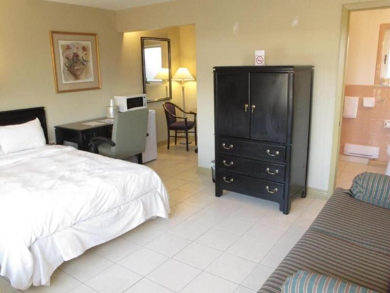 iSleep Inn image