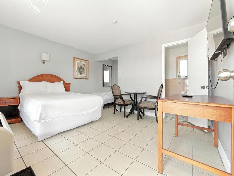 iSleep Inn image