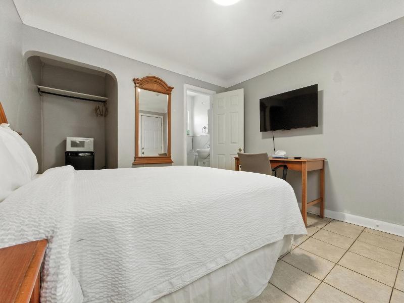 iSleep Inn image