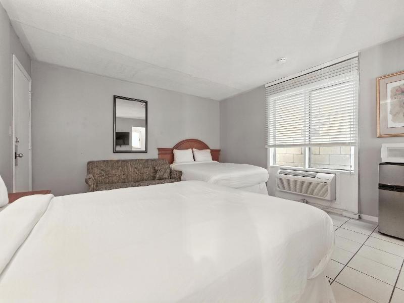 iSleep Inn image