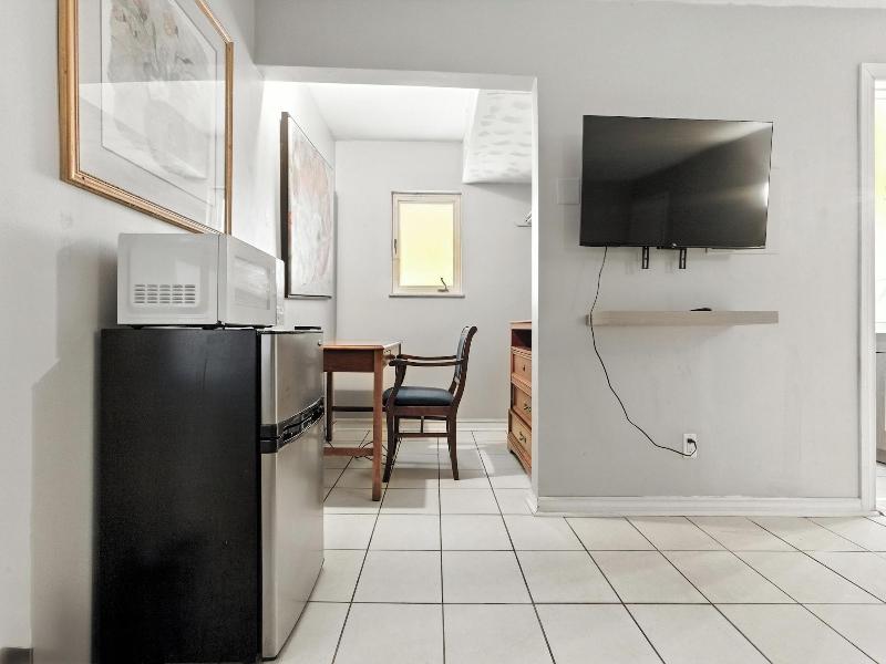 iSleep Inn image