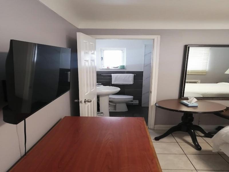 iSleep Inn image