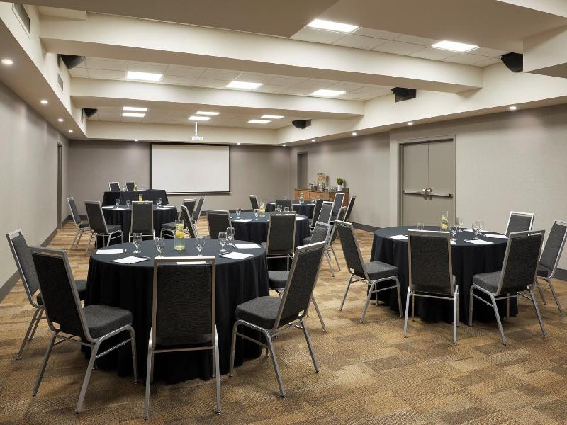 Four Points by Sheraton Windsor Downtown image