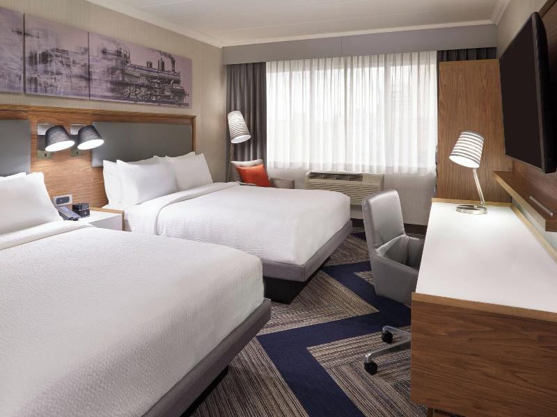 Four Points by Sheraton Windsor Downtown image