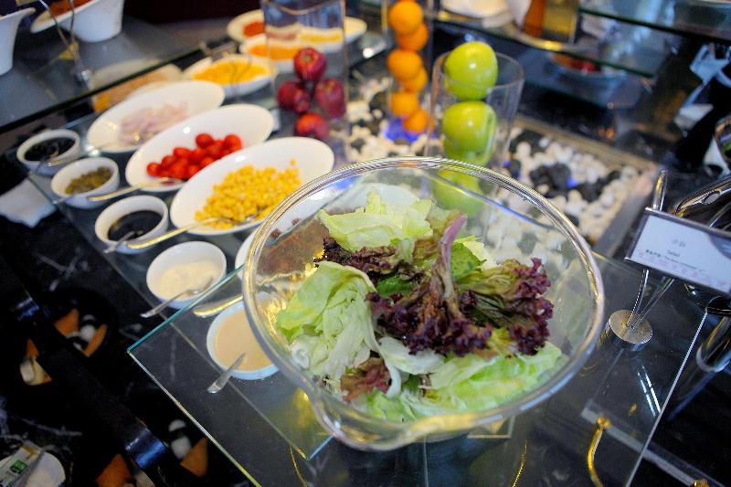 Crowne Plaza Zhenjiang image