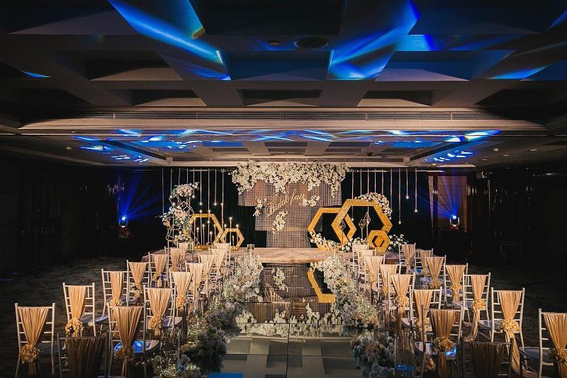 Crowne Plaza Zhenjiang image