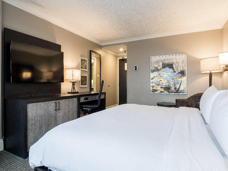 Crowne Plaza Moncton Downtown image