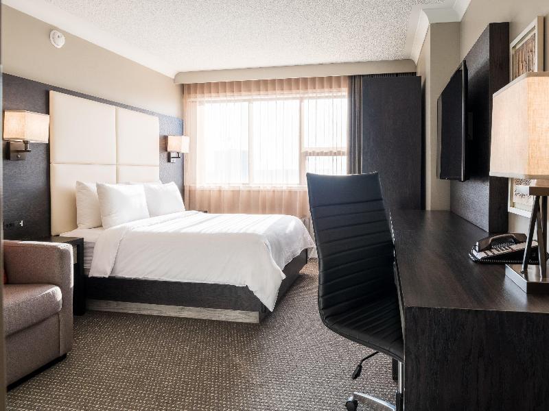 Crowne Plaza Moncton Downtown image