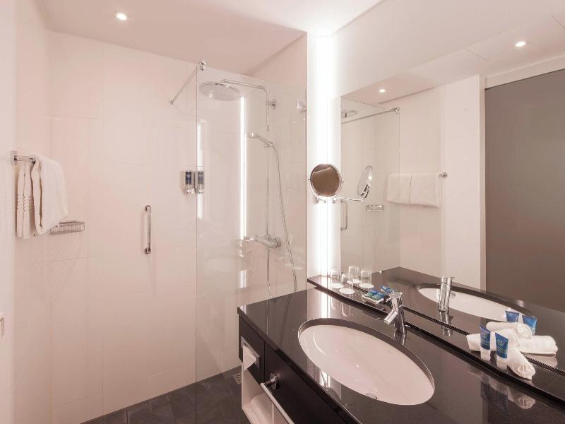 Four Points by Sheraton Panoramahaus Dornbirn image