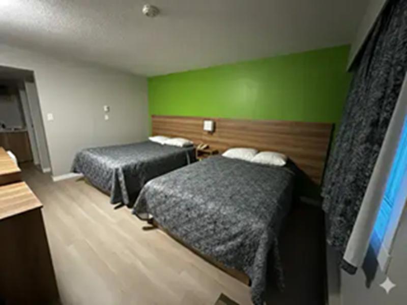 Quesnel Inn image