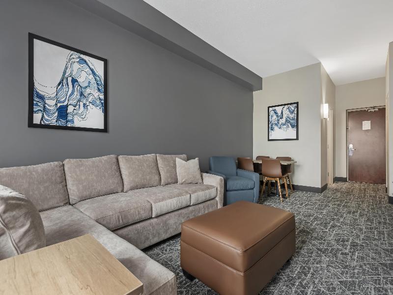 Best Western Plus Brandon Inn image