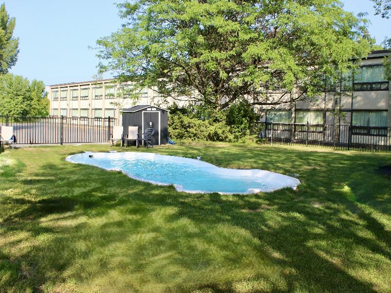Travelodge By Wyndham Trois-Rivieres image