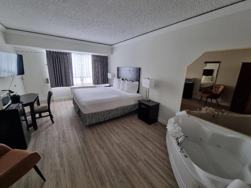 Travelodge By Wyndham Trois-Rivieres image