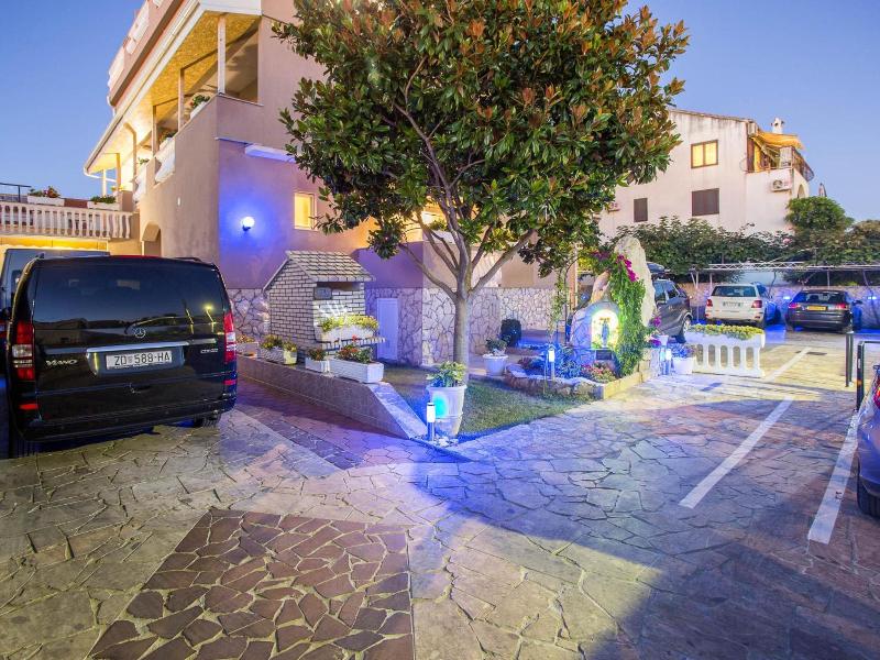 Villa Valentina image