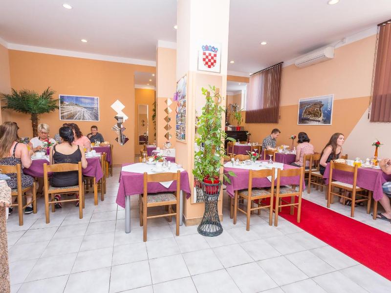 Villa Valentina image