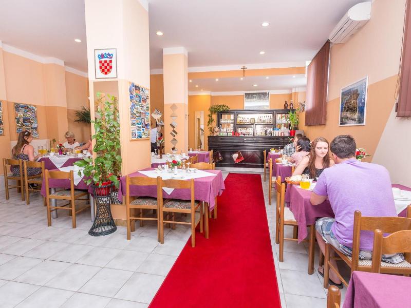 Villa Valentina image