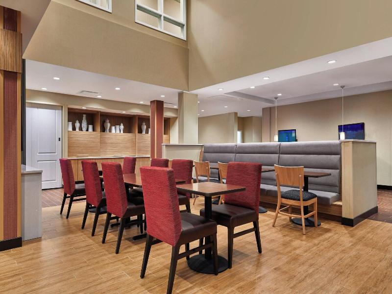 Towneplace Suites Fort McMurray