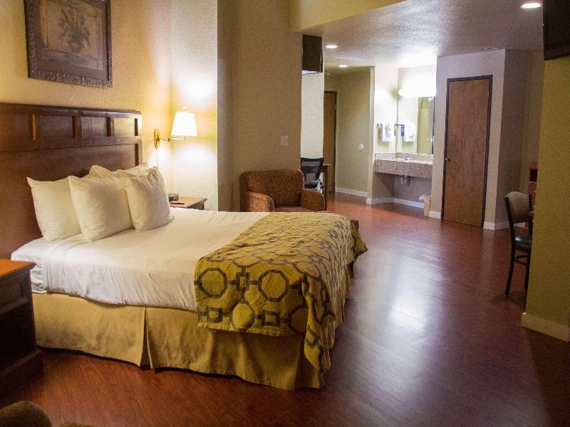 Baymont by Wyndham Yreka image