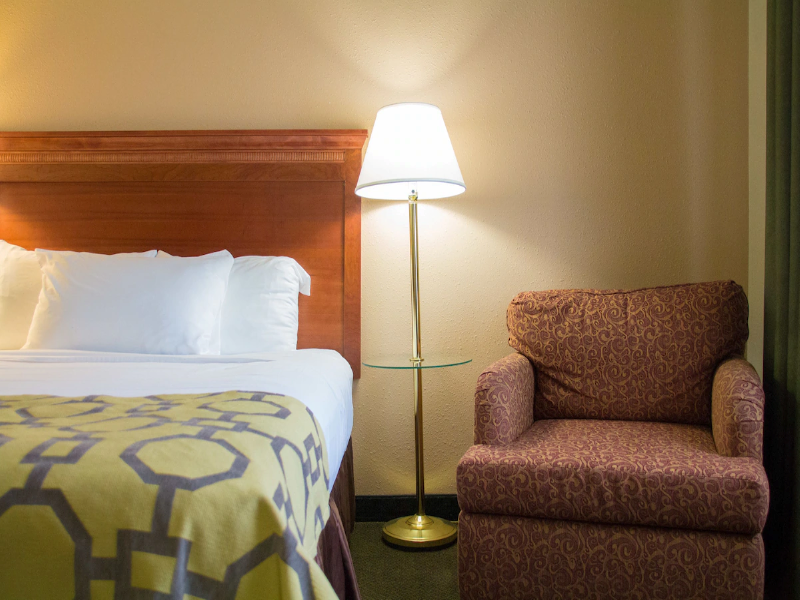 SUITE SUPERIOR KING BED