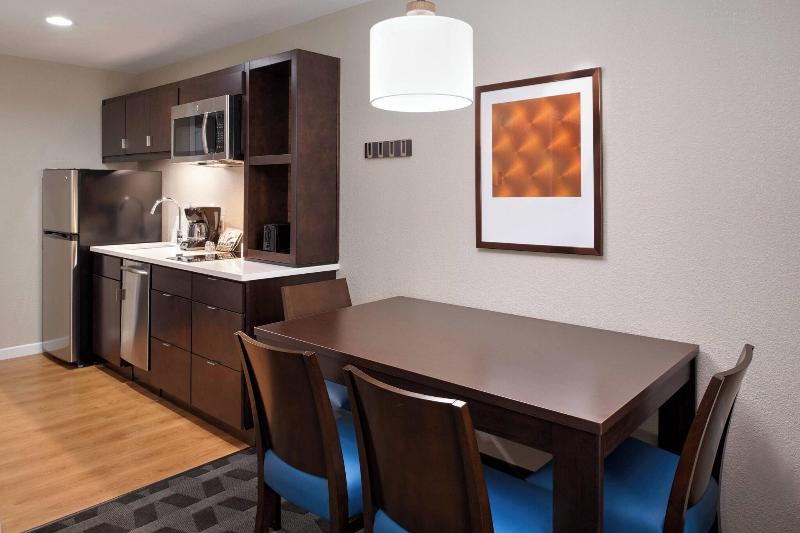 TownePlace Suites Richmond image