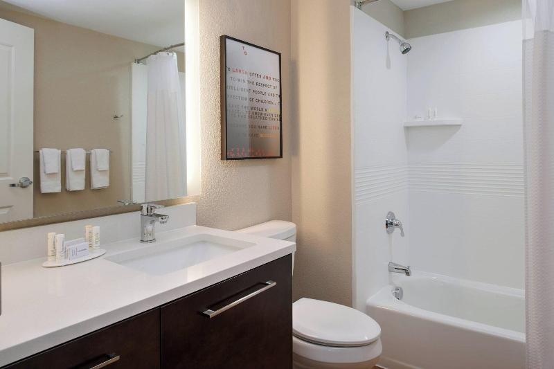 TownePlace Suites Richmond image
