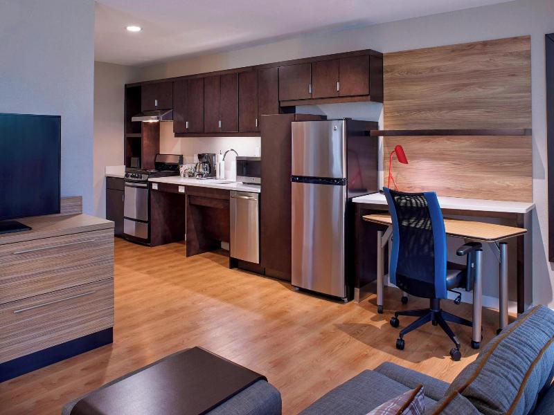 TownePlace Suites Richmond image