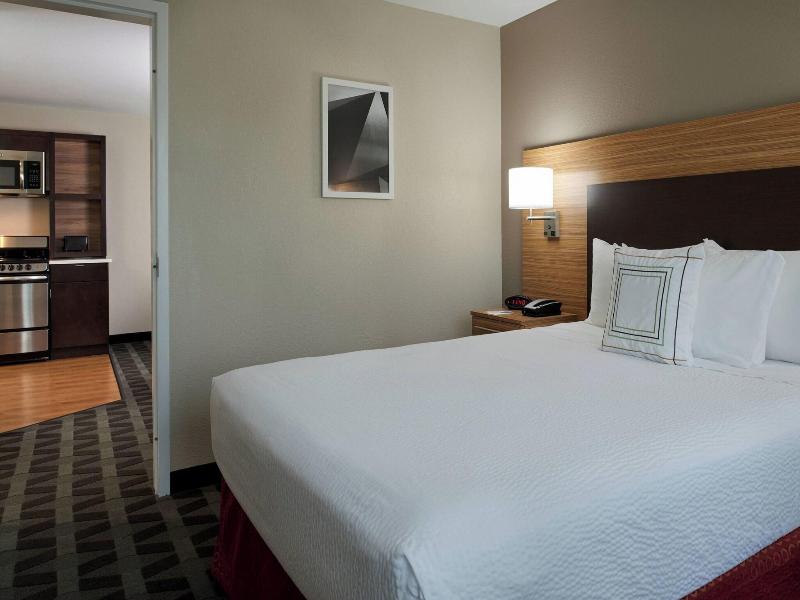 TownePlace Suites Richmond image
