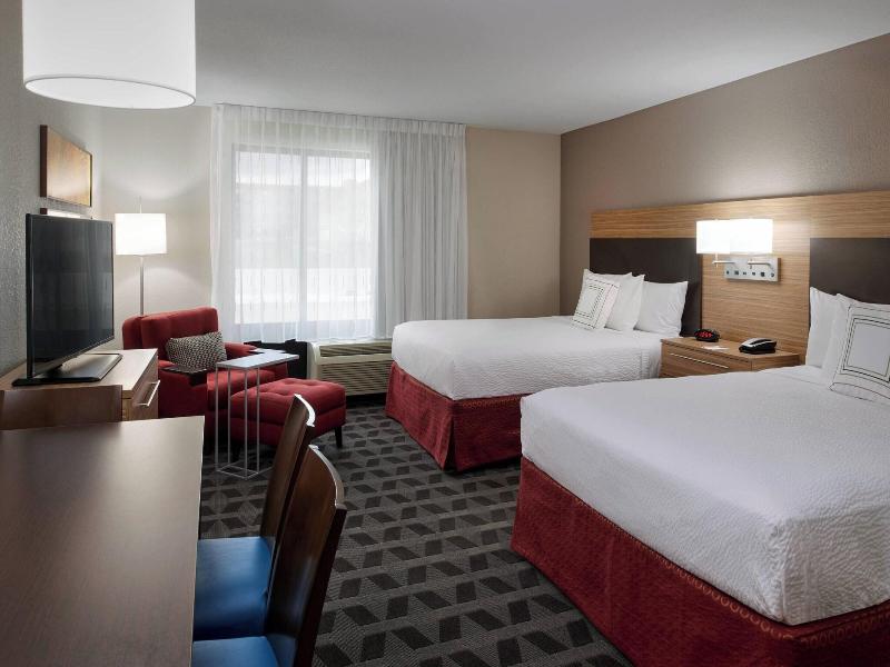 TownePlace Suites Richmond image