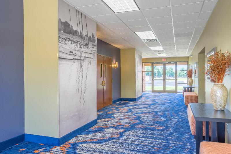 Holiday Inn Express Cambridge image
