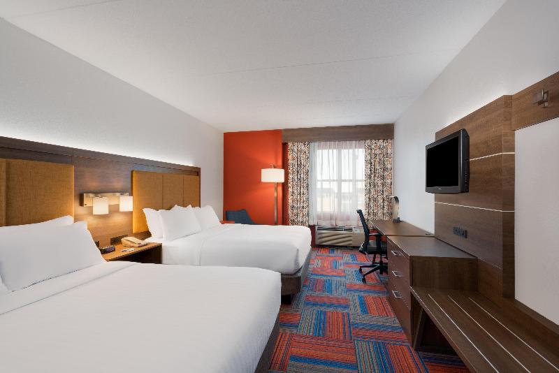 Holiday Inn Express Cambridge photo 12