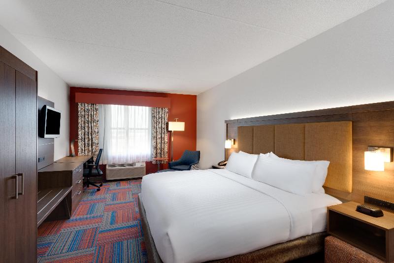 Holiday Inn Express Cambridge photo 9
