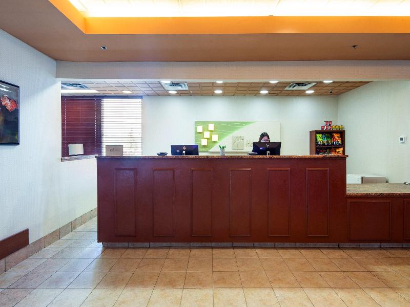 Holiday Inn Hinton image