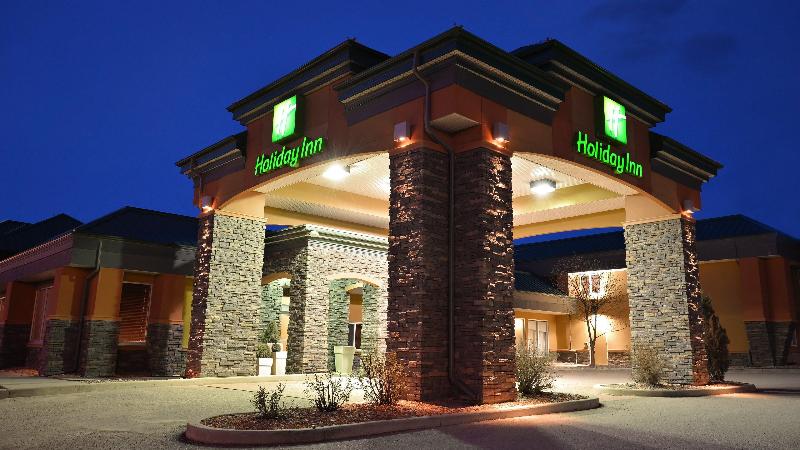 Holiday Inn Hinton image
