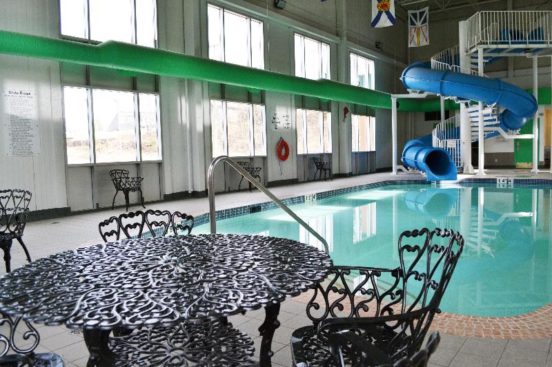 Holiday Inn Hinton image