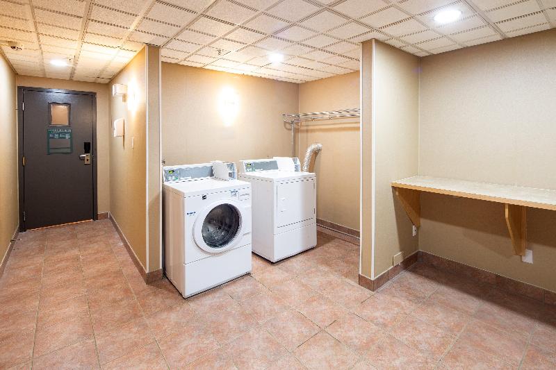 Holiday Inn Hinton image