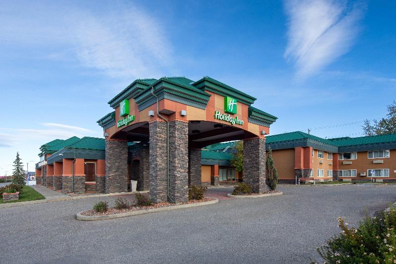 Holiday Inn Hinton image