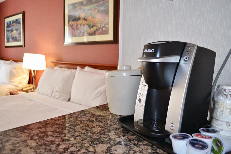 Holiday Inn Hinton image