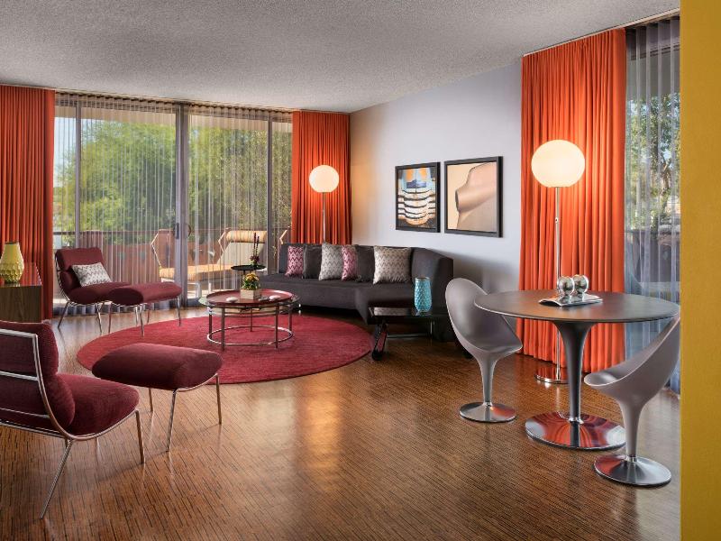 Hotel Valley Ho image
