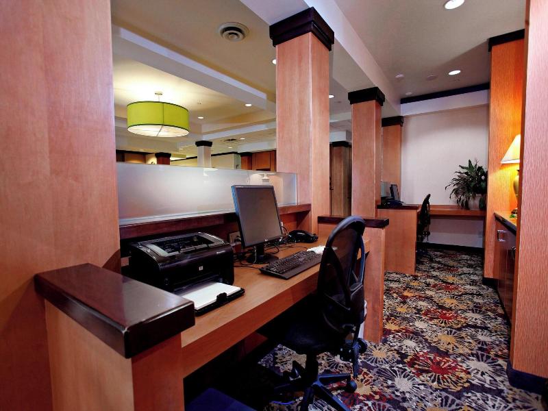 Fairfield Inn & Suites Sudbury image