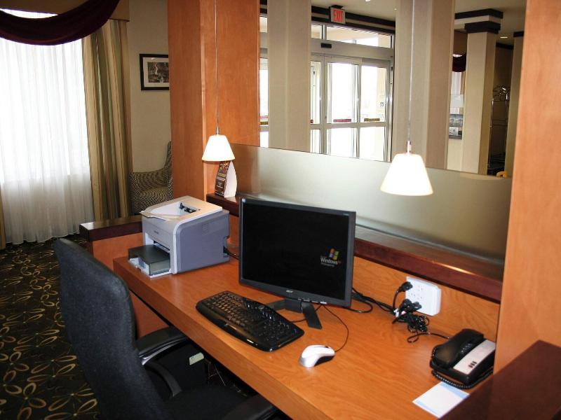 Fairfield Inn & Suites Sudbury image