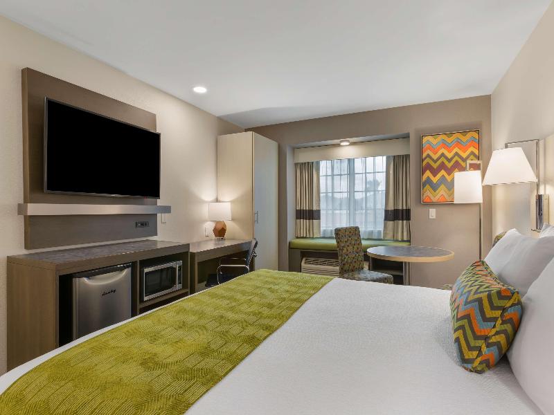 Best Western Plus Yuma Foothills Inn & Suites image