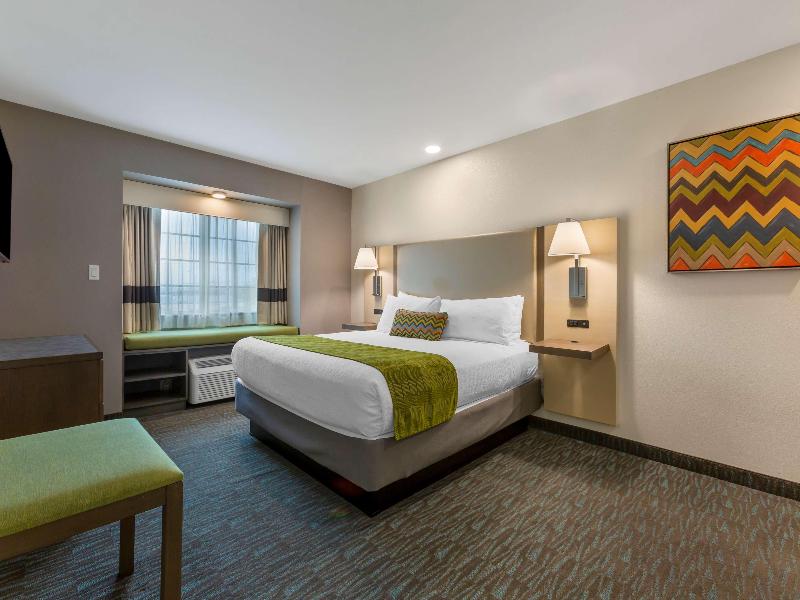 Best Western Plus Yuma Foothills Inn & Suites image