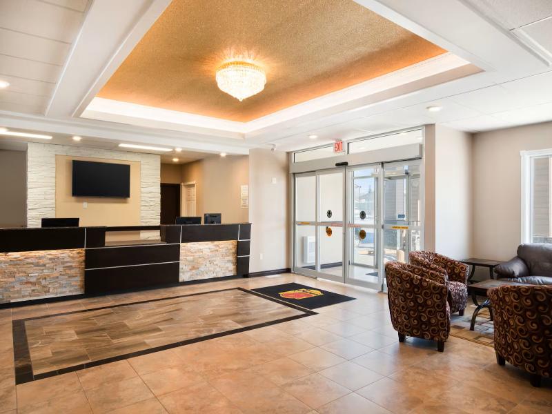 Super 8 By Wyndham Regina image