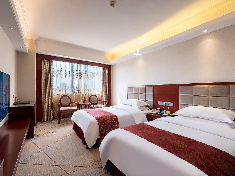 Zhuhai Overseas Chinese Hotel image